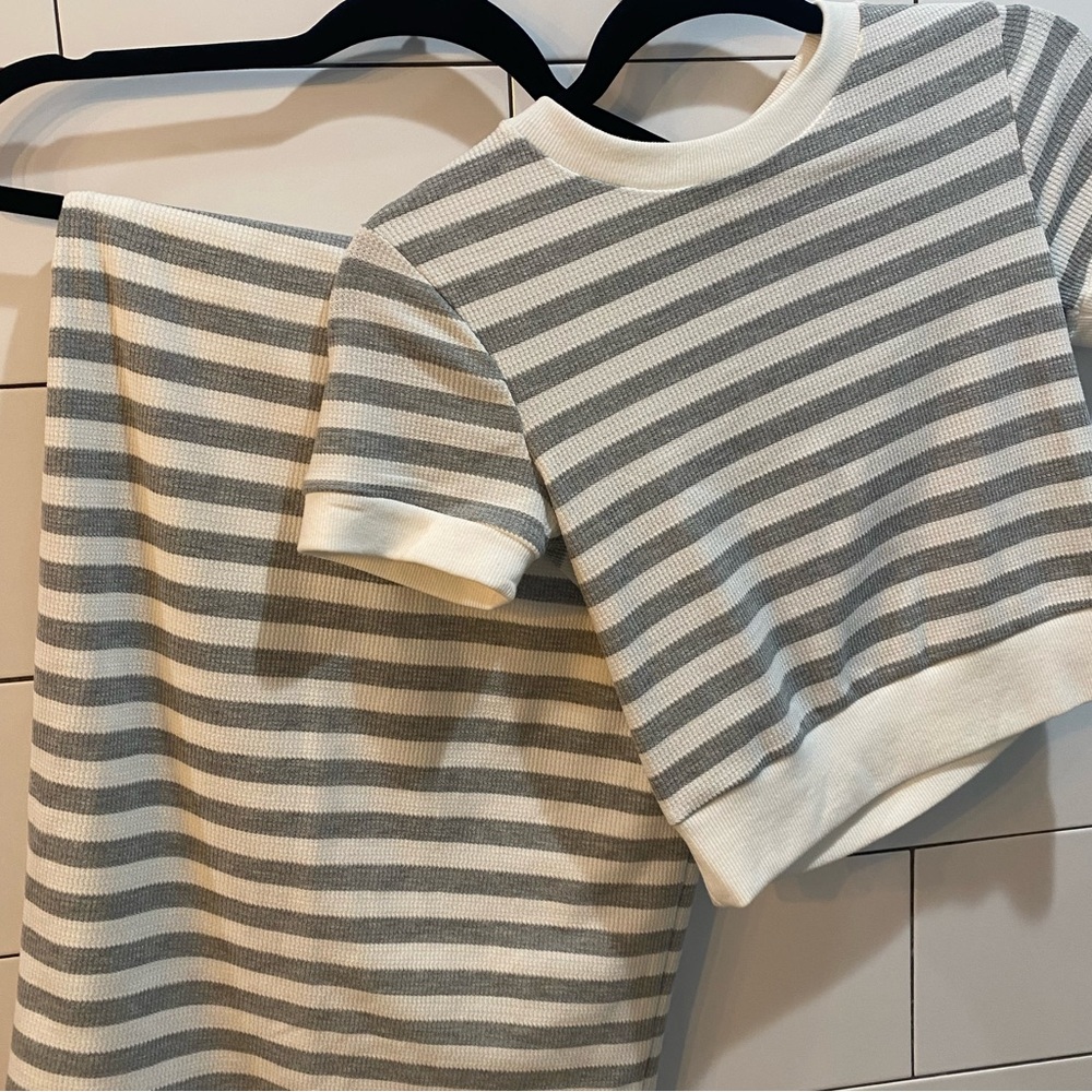 Striped Gray and White Knit Set